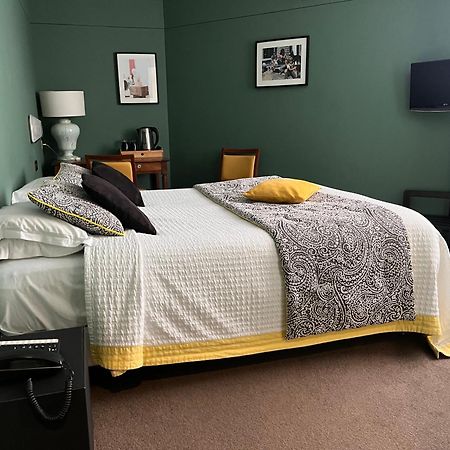 Le Temeraire Hotel Charolles Bagian luar foto