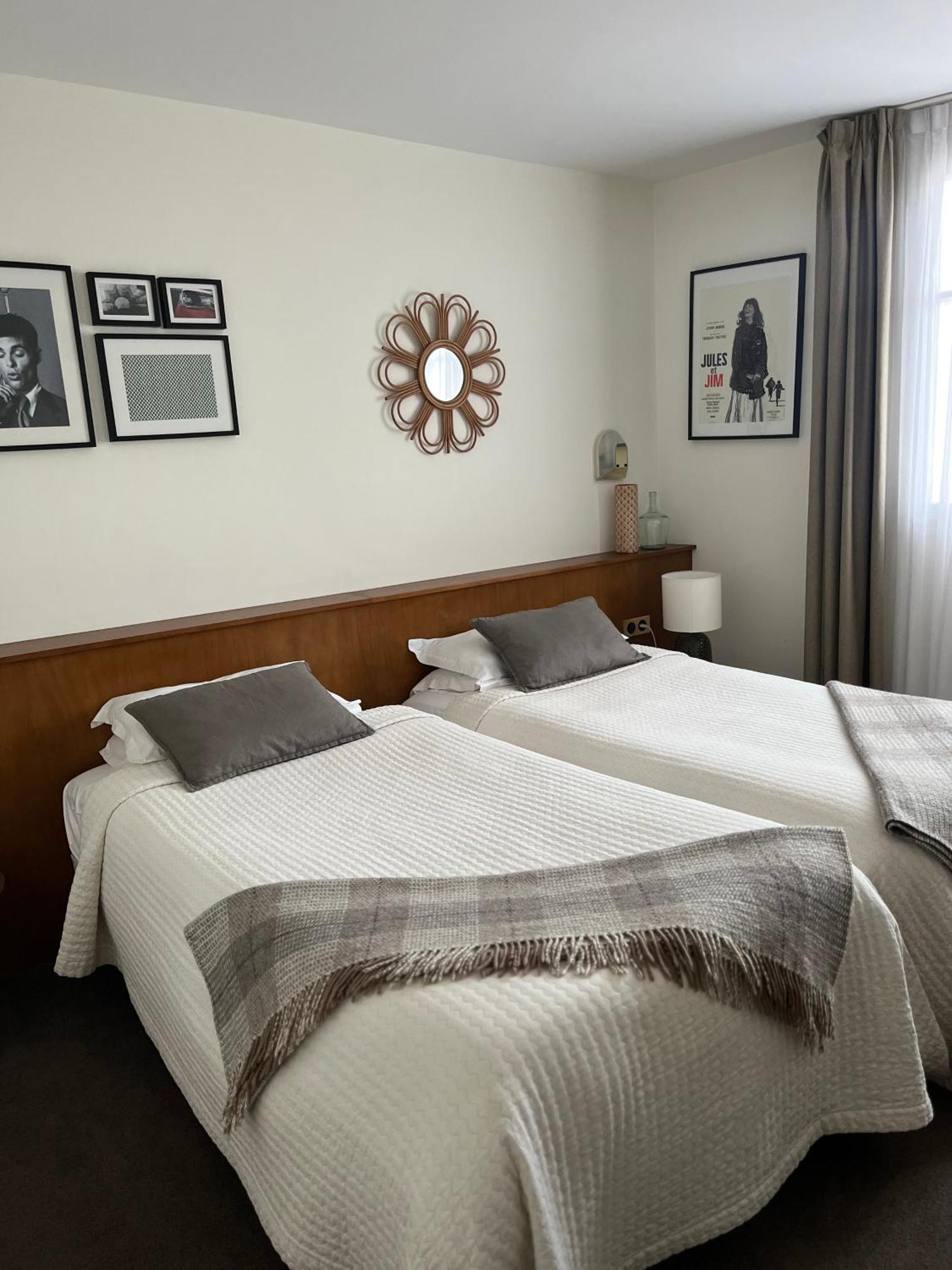 Le Temeraire Hotel Charolles Bagian luar foto
